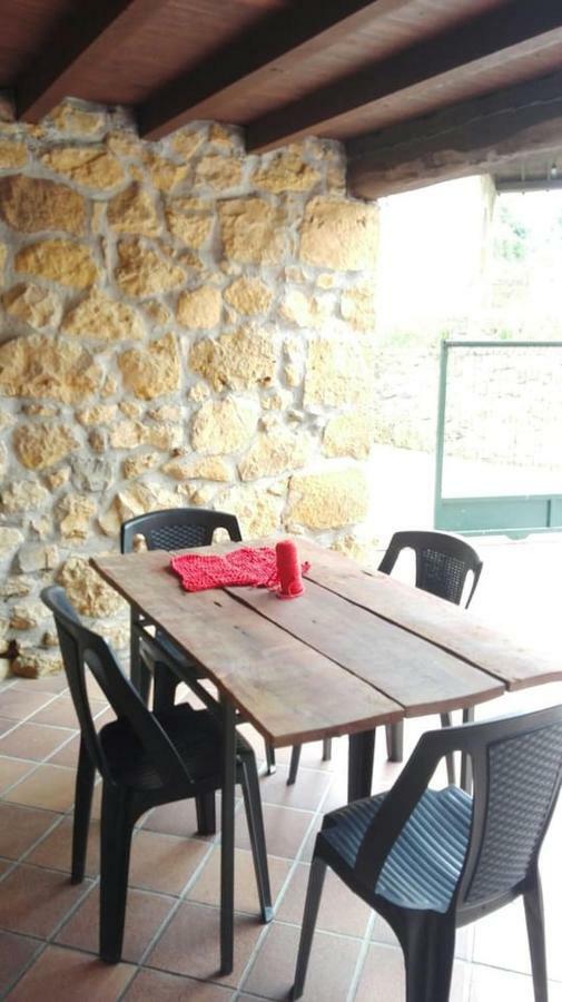 Casalacapillajelgueres กังกัส เด โอนิส ภายนอก รูปภาพ